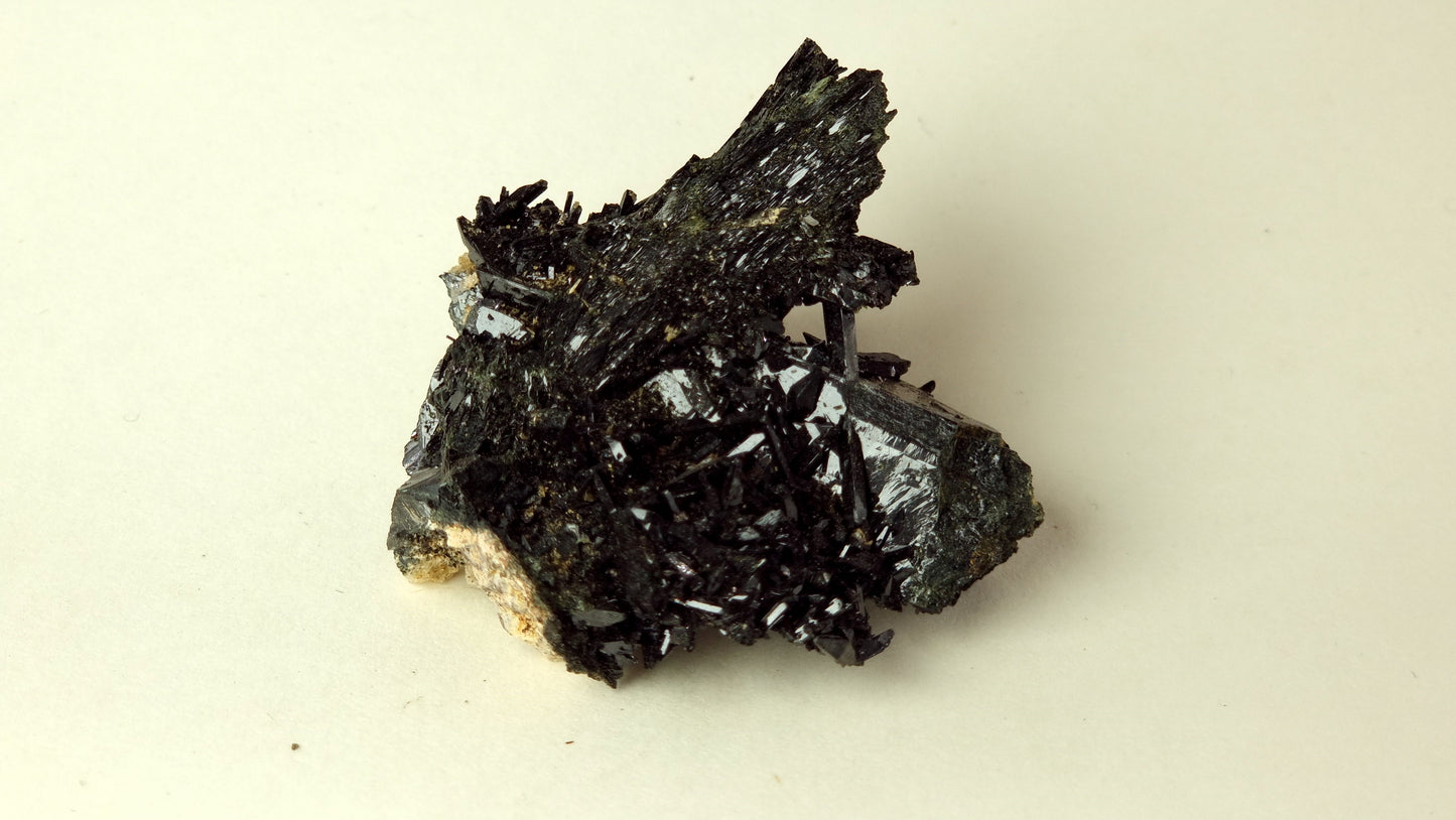 Aegirine with Zircon and Feldspar