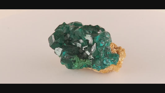 Dioptase on Quartzite